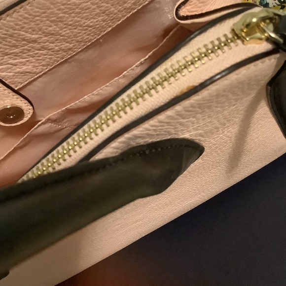 Kate Spade Satchel. Pink/black. - Picture 4 of 5